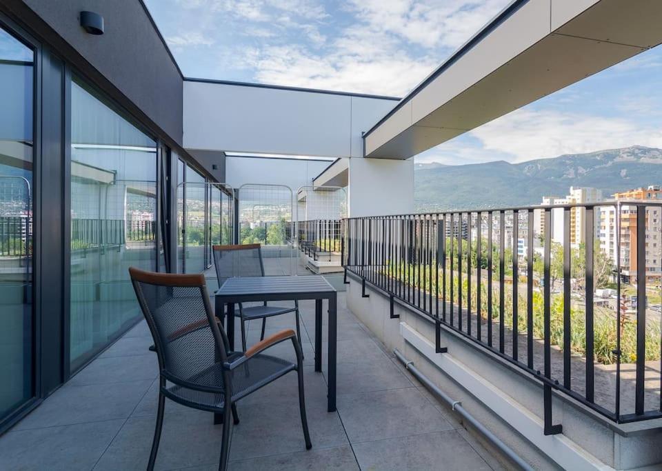 My Campus 1 Bdrm, Romantic, Panorama View, Free Parking, Self Check-In Σόφια Εξωτερικό φωτογραφία